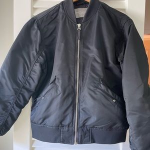 Everlane women’s size large black bomber jacket